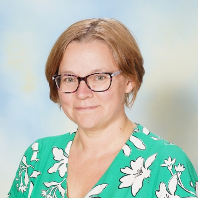 Mrs L Howarth